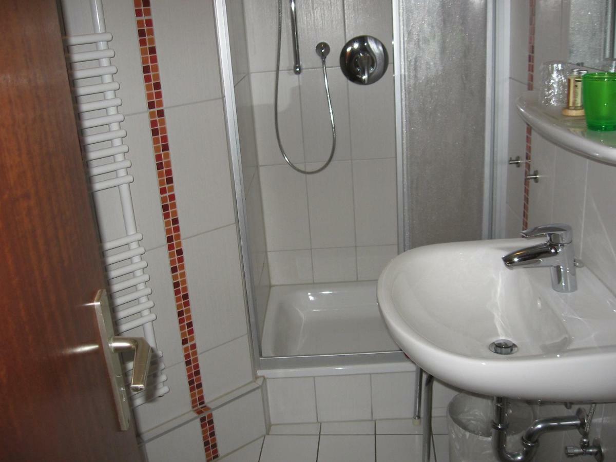 Pension Haus Ursula Coblenza Esterno foto